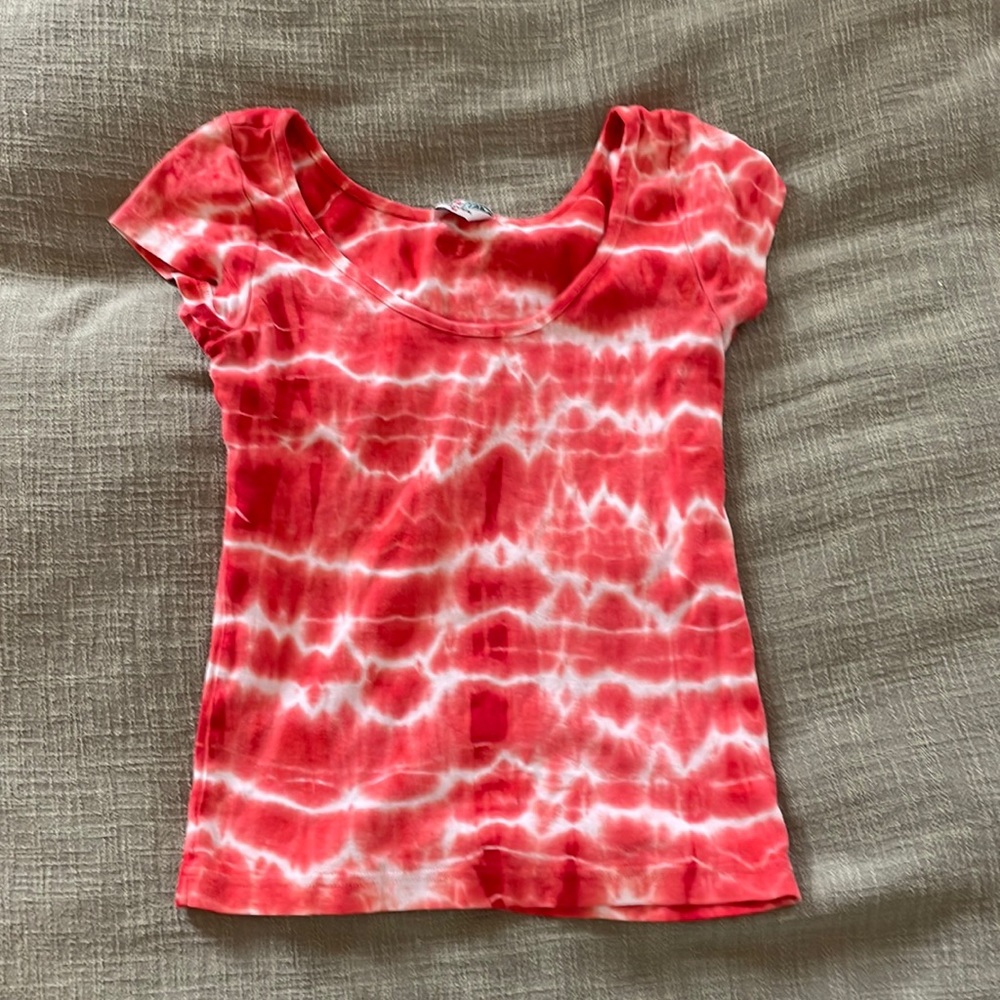 Hard Tail red tie dye t-shirt